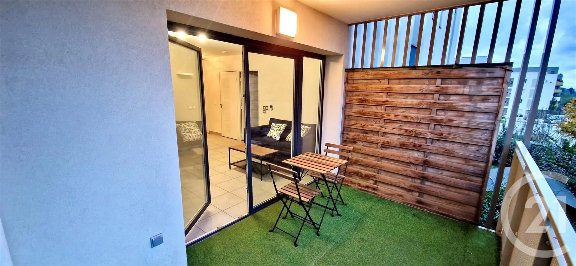 Appartement à louer, 43m², Sathonay-Camp