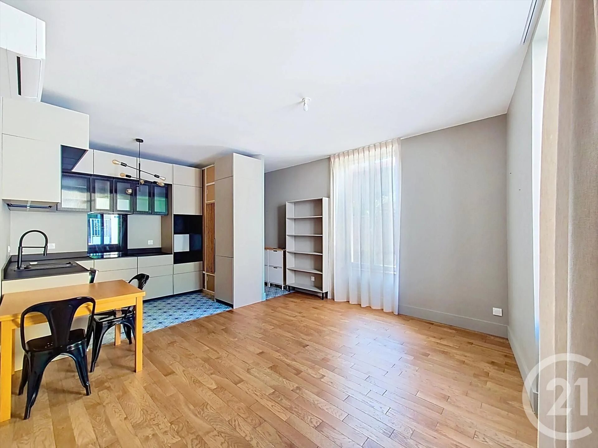 Appartement à vendre, 49m², Sathonay-Camp