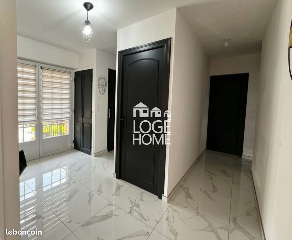 Maison à vendre, 105m², Éleu-dit-Leauwette