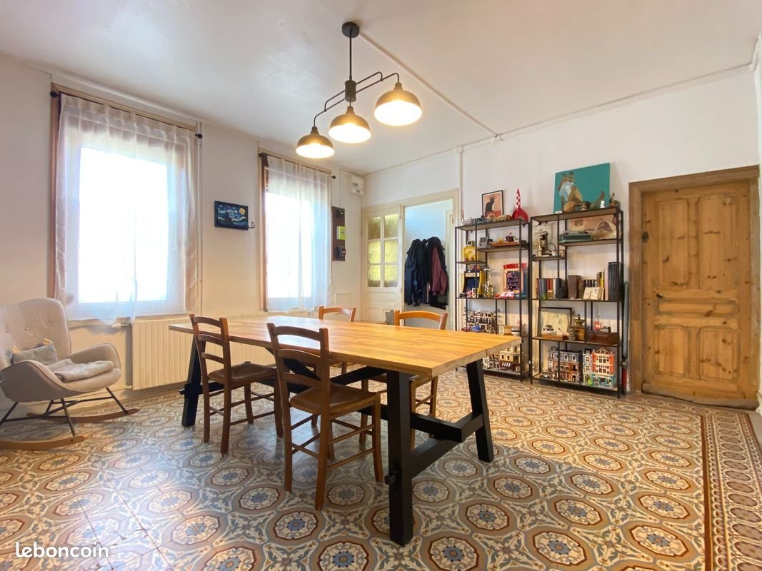 Maison à vendre, 136m², Salomé
