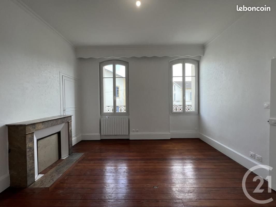 Appartement à louer, 60m², Moulins