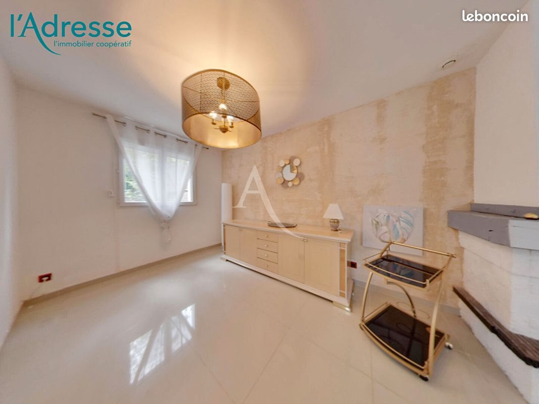 Maison à vendre, 107m², Emerainville