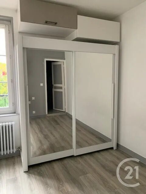 Appartement à louer, 27m², Ivry-la-Bataille