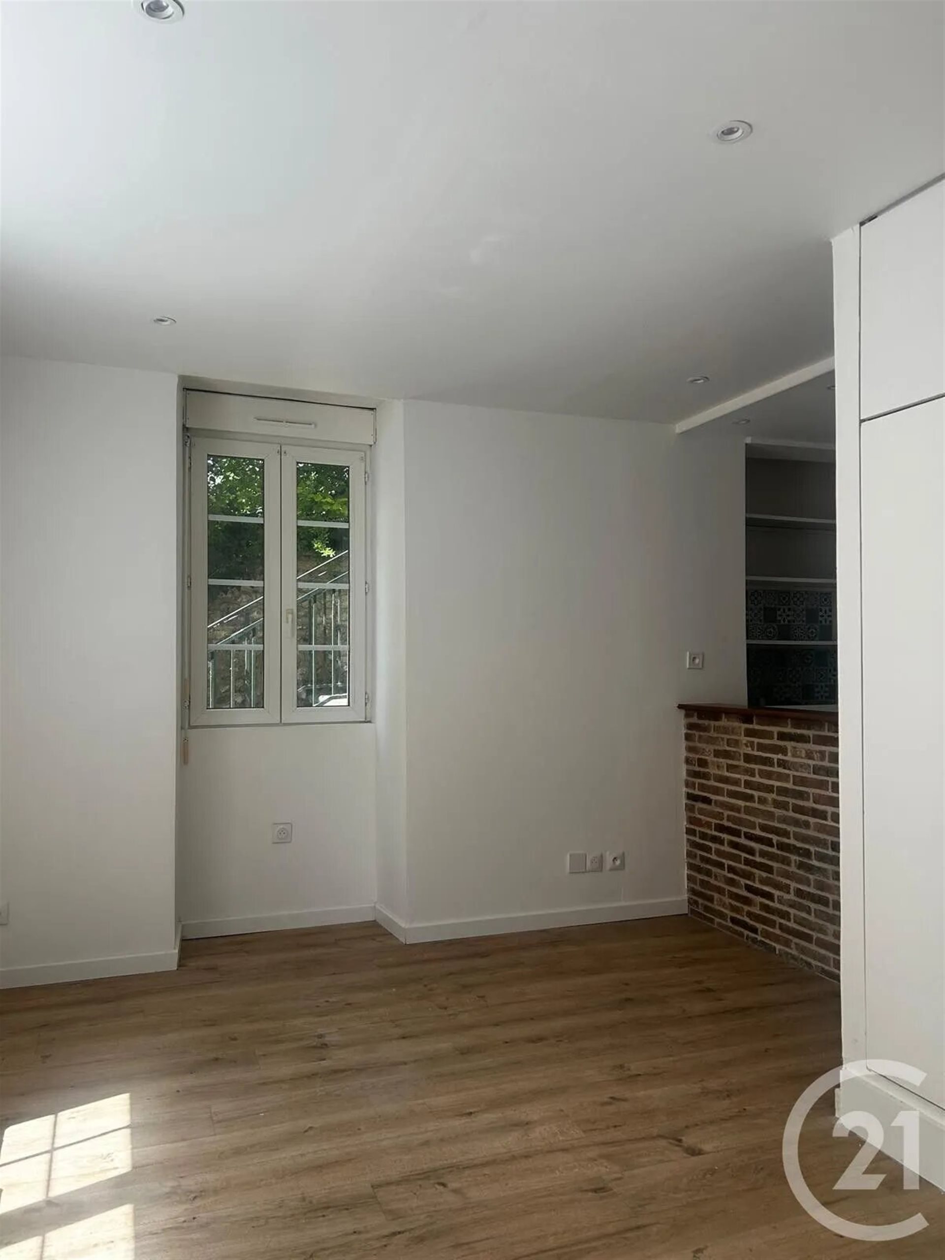 Appartement à louer, 19m², Septeuil