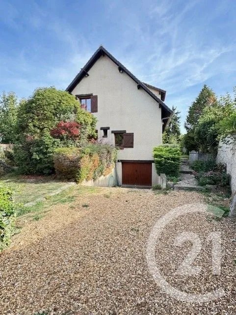 Maison à vendre, 242m², Bû