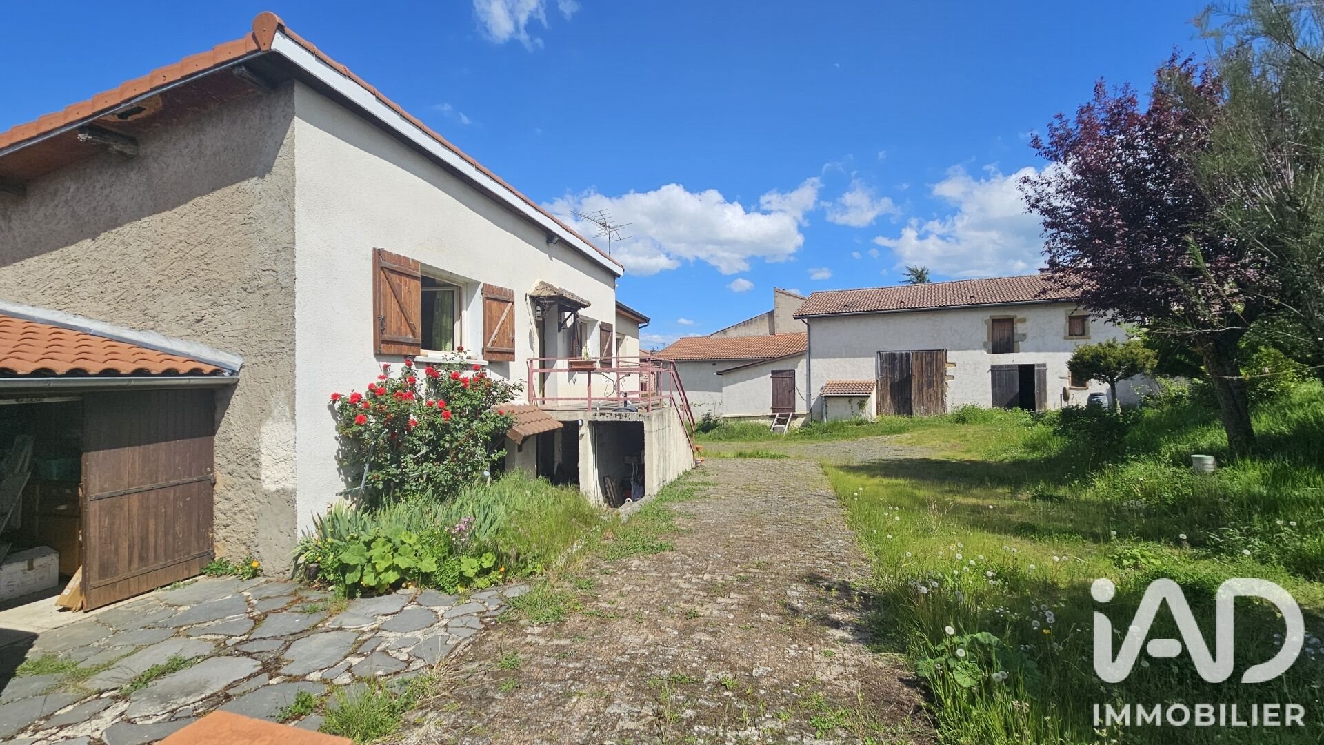 Maison à vendre, 101m², Saint-Julien-de-Coppel