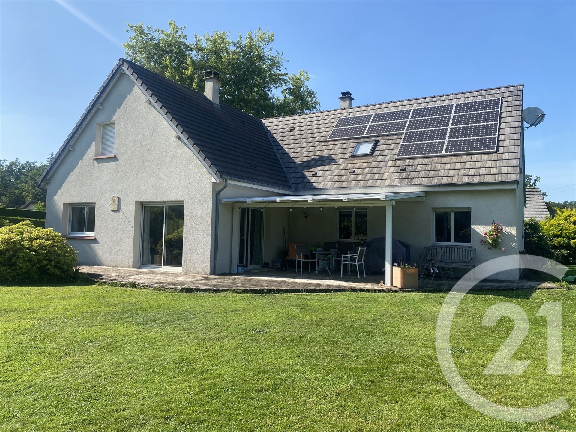 Maison à vendre, 176m², Saint-Léger-de-Rôtes