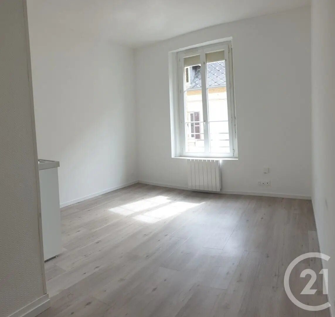 Appartement à louer, 28m², Bernay