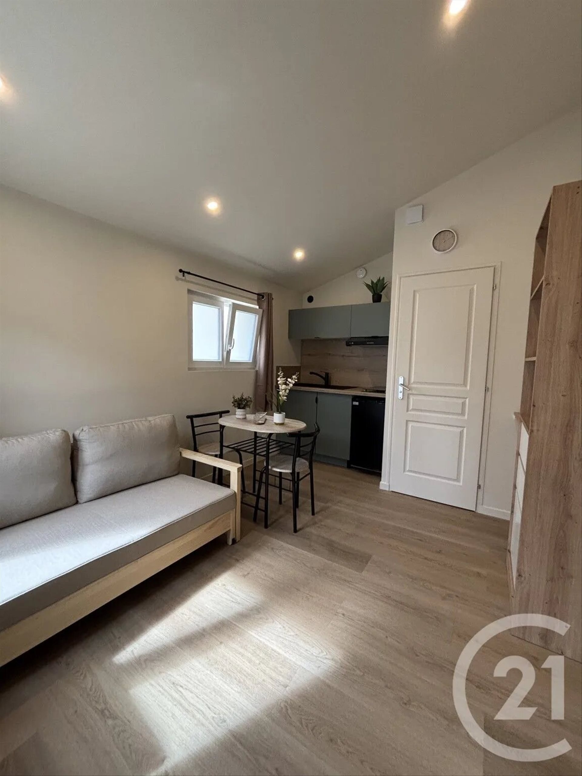 Appartement à louer, 15m², Brionne