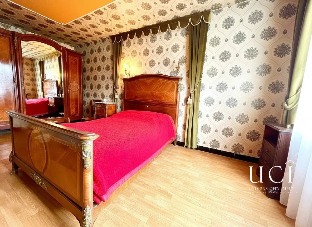 Maison à vendre, 207m², Avrillé