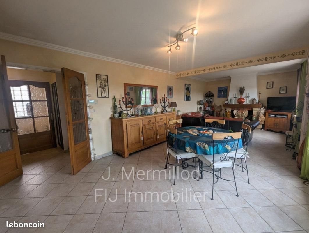 Maison à vendre, 183m², Saint-Privat-des-Vieux