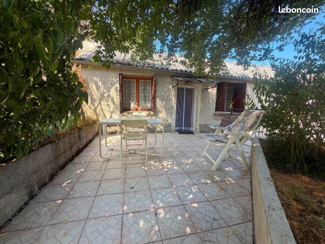 Maison à vendre, 69m², Brassac