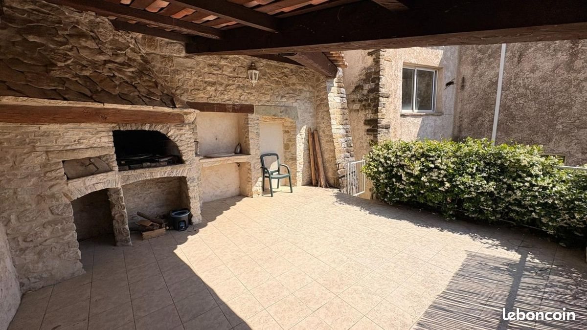 Maison à vendre, 78m², Saint-Etienne-les-Orgues