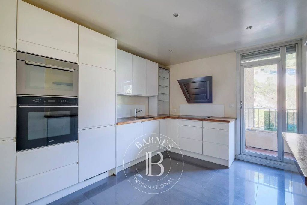 Appartement à louer, 121m², Marseille 8ème