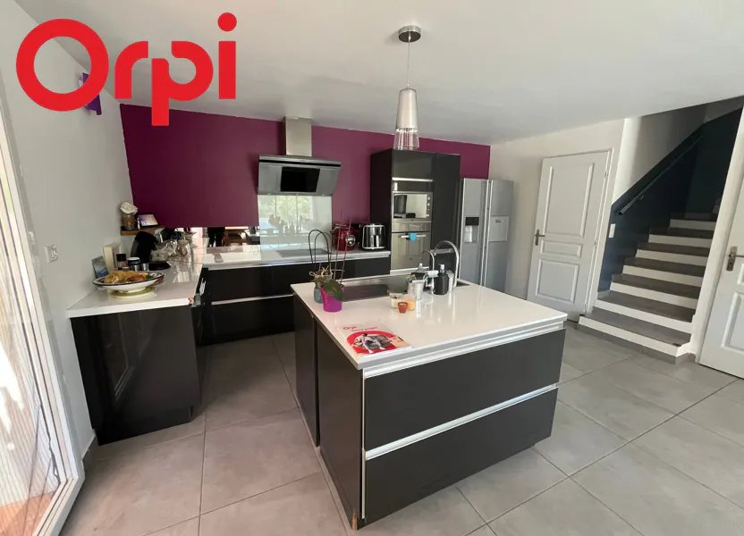 Maison à vendre, 115m², Mallemort