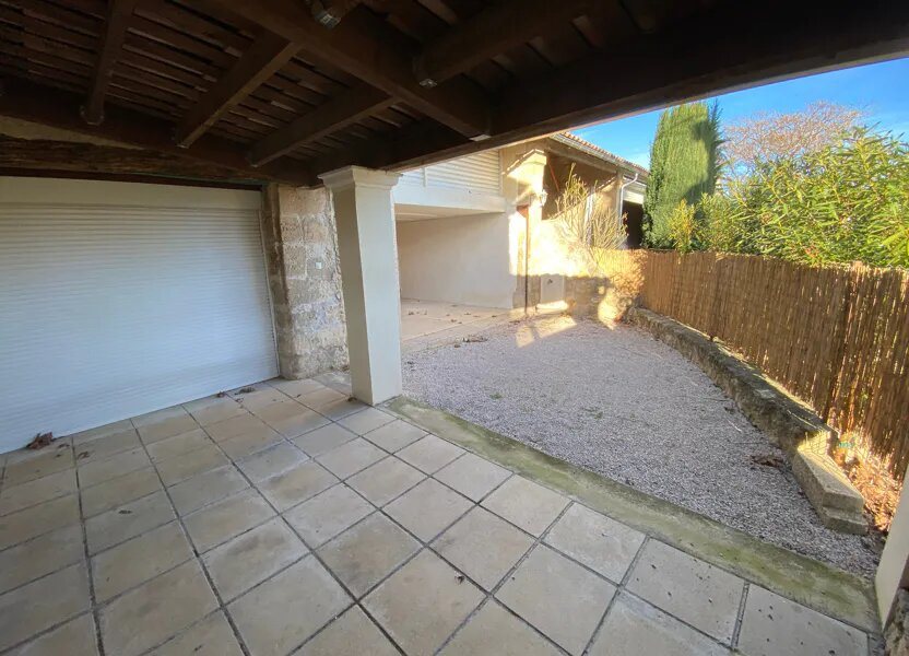 Maison à louer, 97m², Mallemort