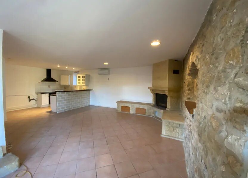 Maison à louer, 97m², Mallemort