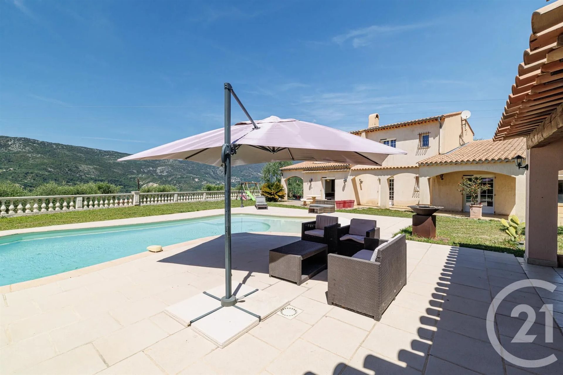 Maison à vendre, 217m², Contes