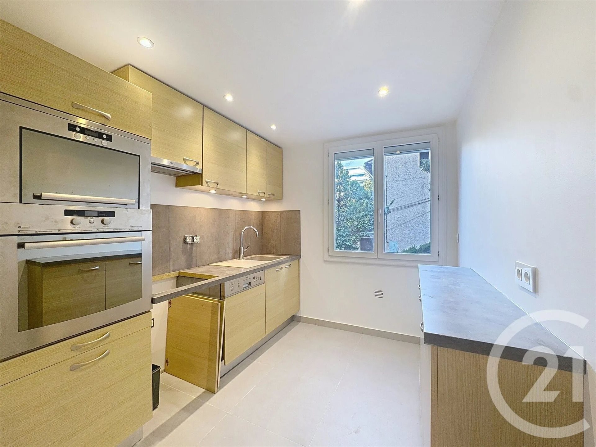 Appartement à louer, 54m², Cannes