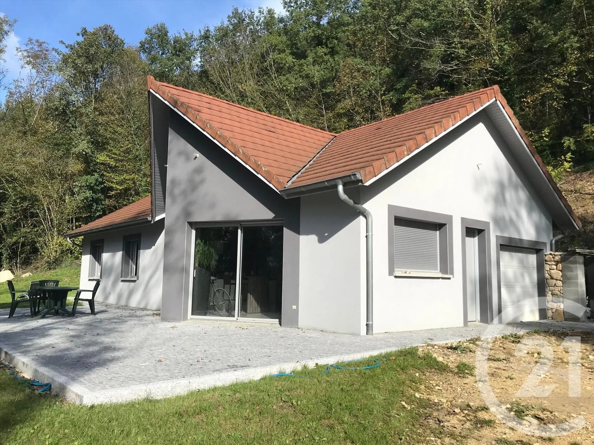 Maison à louer, 96m², Brégnier-Cordon