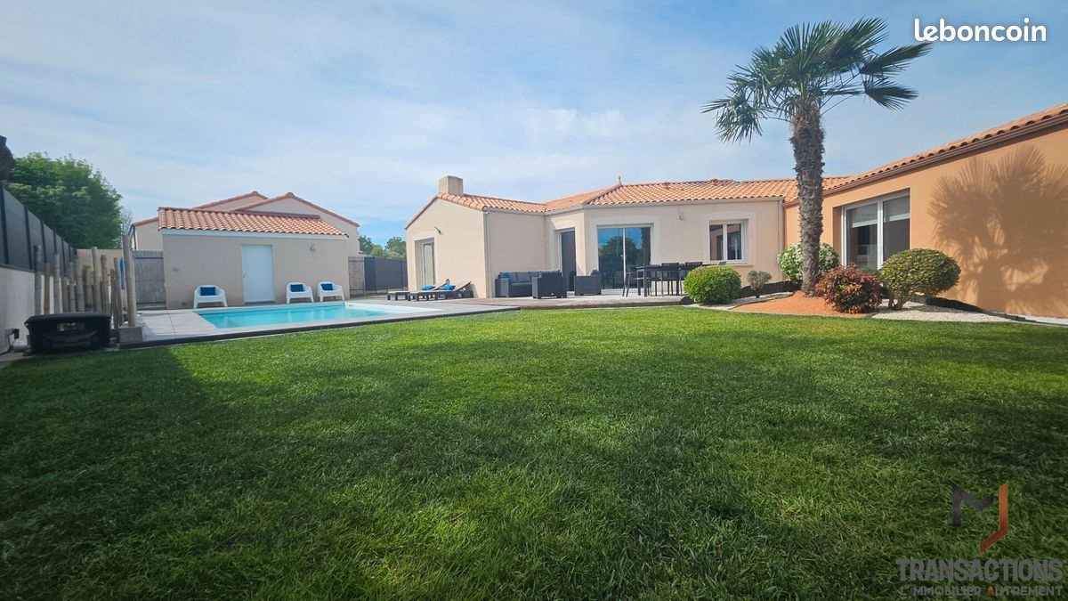Maison à vendre, 175m², Sainte-Pazanne