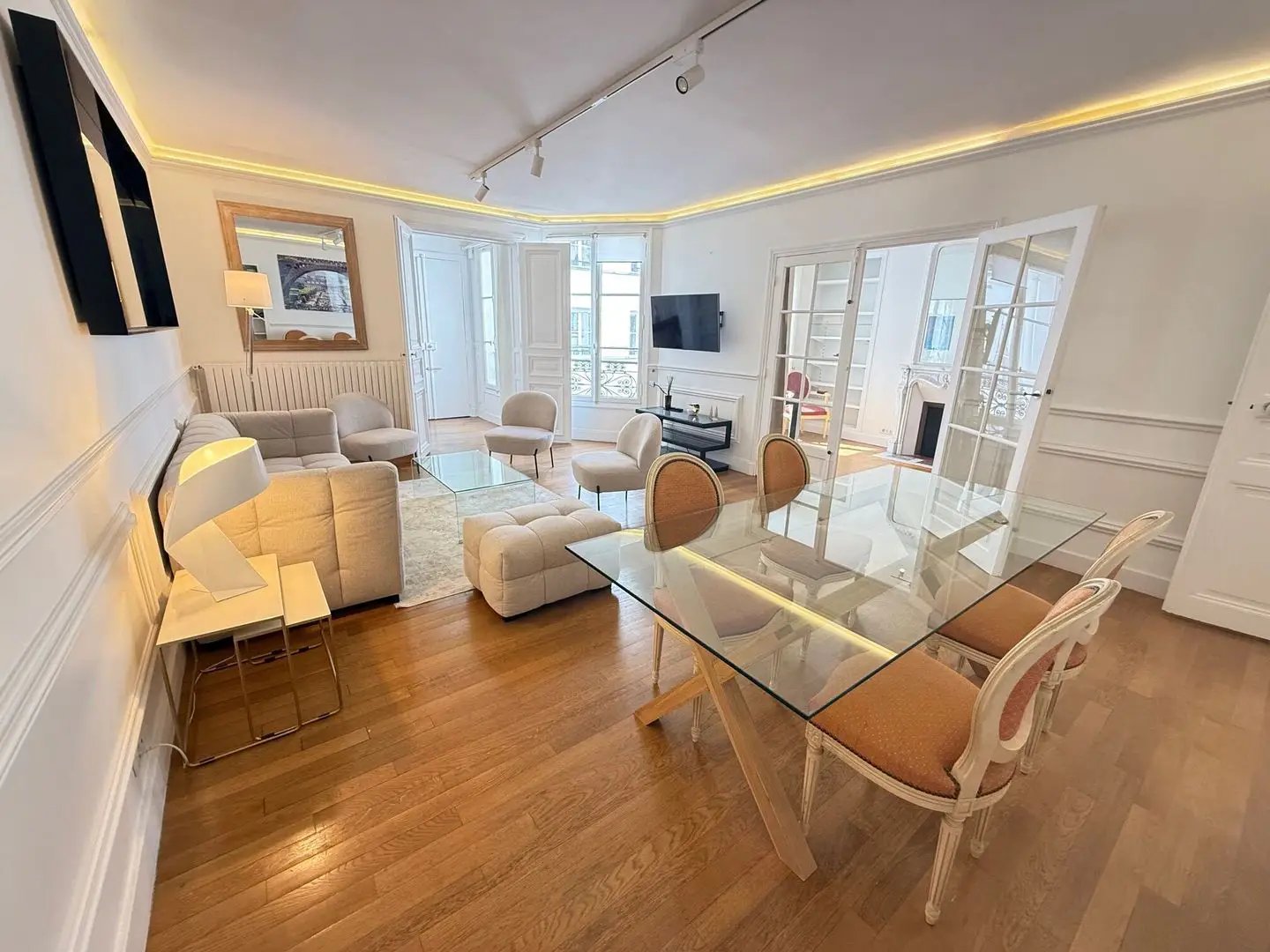 Appartement à louer, 100m², Paris 8ème