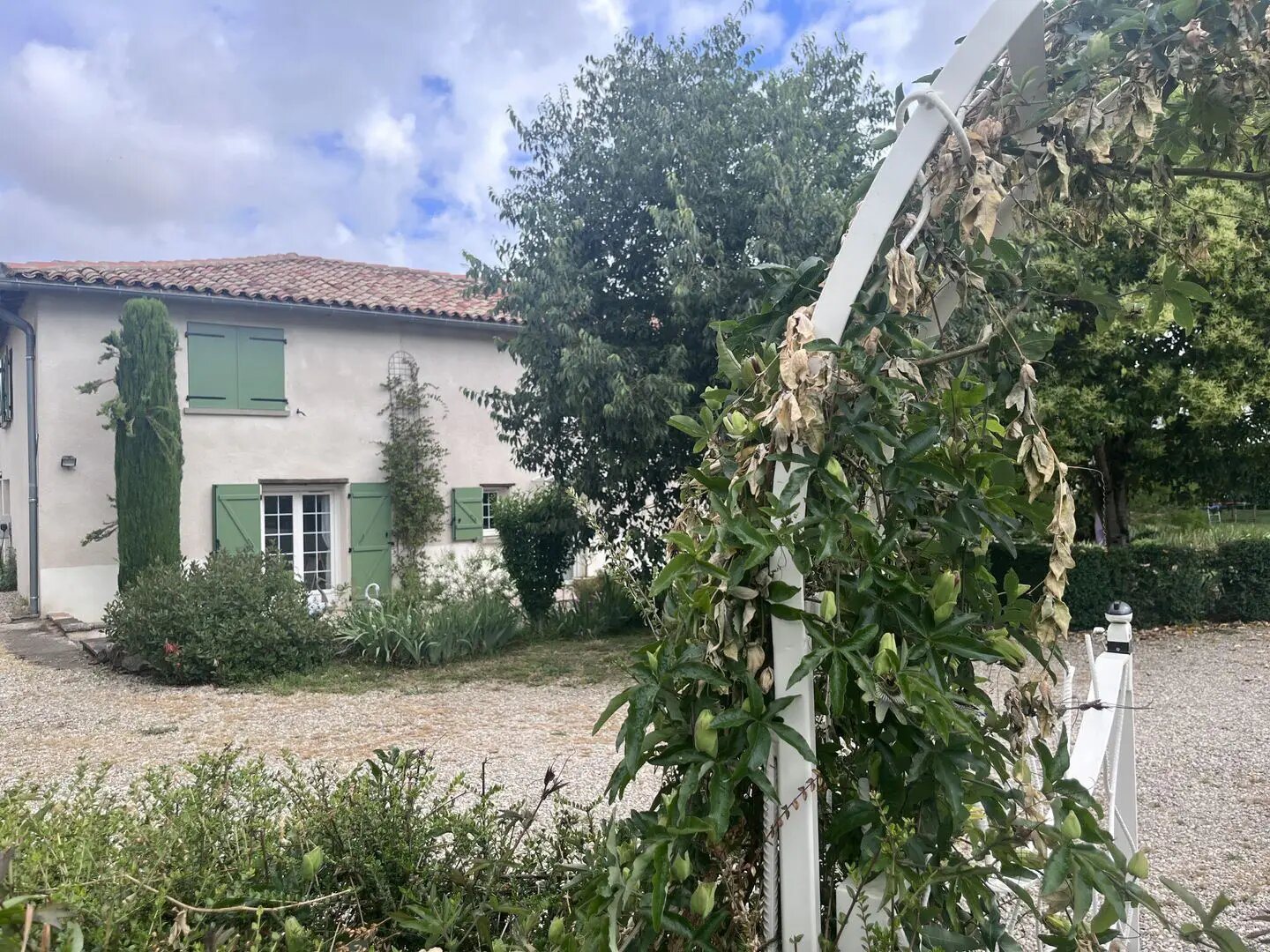 Maison à louer, 200m², Coufouleux