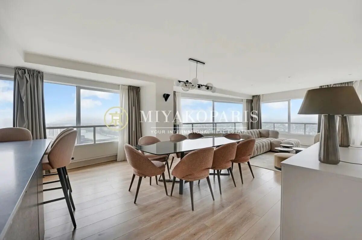 Appartement à louer, 167m², Paris 16ème