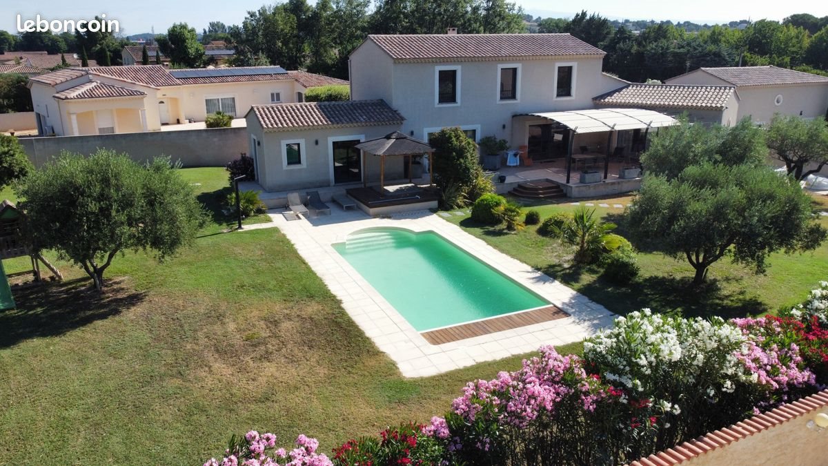 Maison à vendre, 218m², Vedène