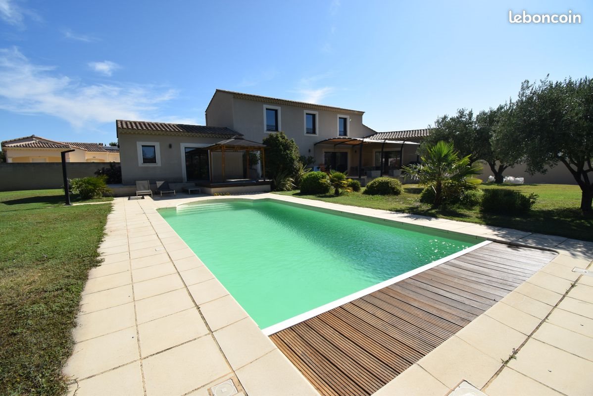 Maison à vendre, 218m², Vedène
