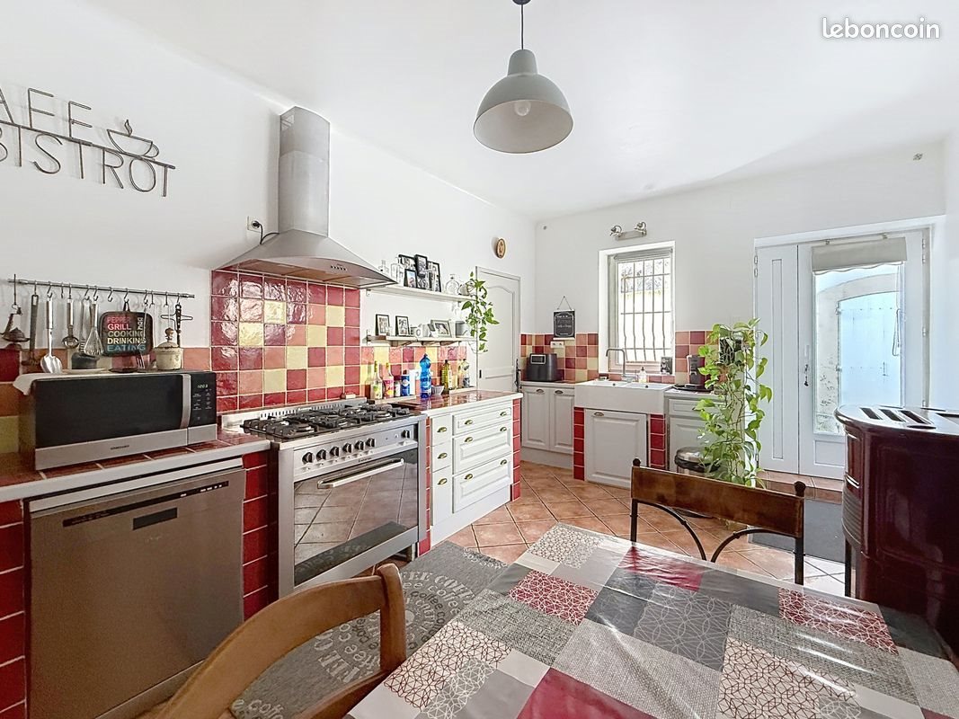 Maison à vendre, 109m², Saint-Saturnin-lès-Avignon