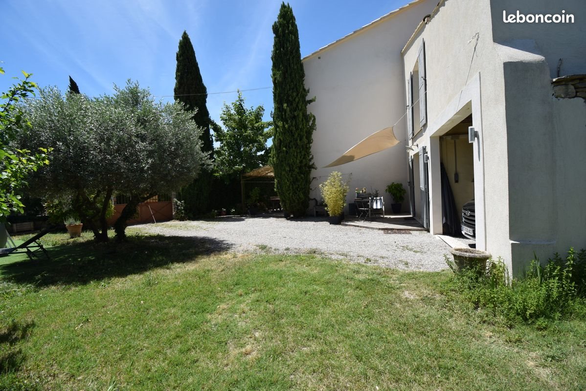 Maison à vendre, 242m², Modène