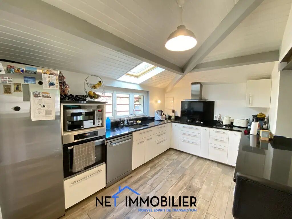 Maison à vendre, 191m², Saucats