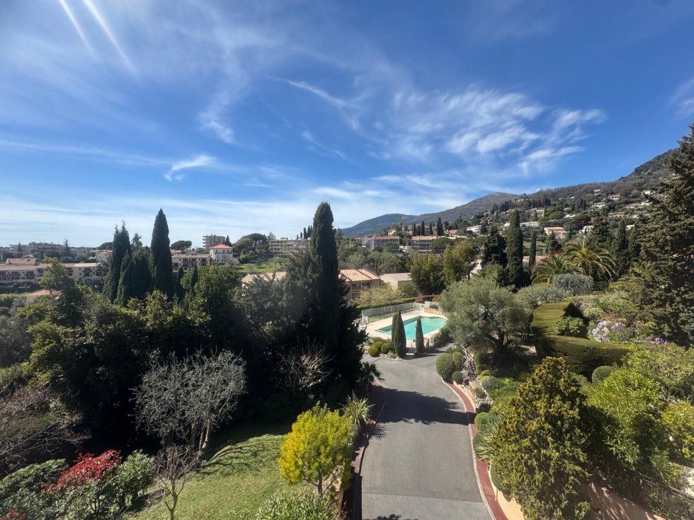 Appartement à louer, 54m², Vence
