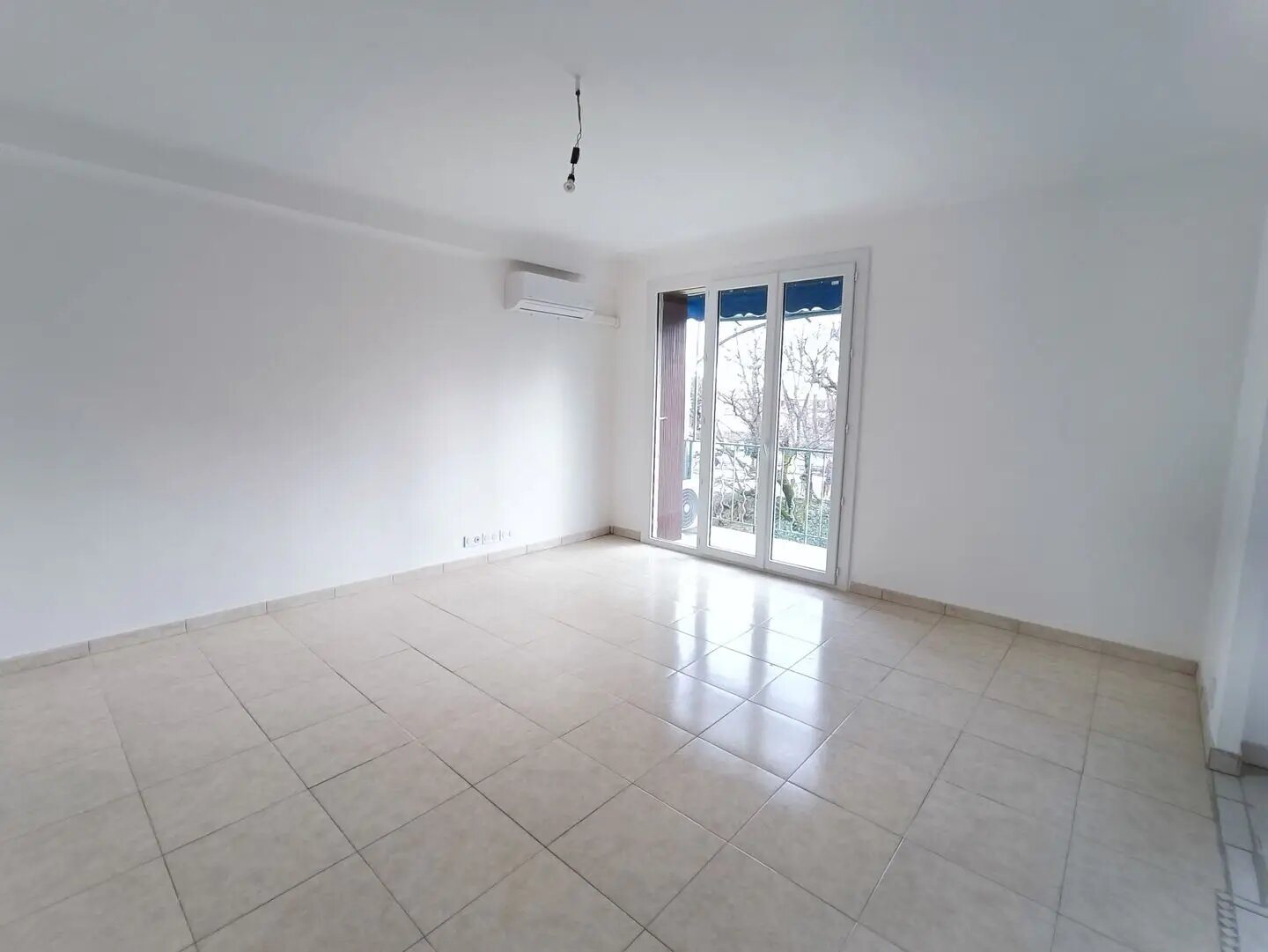 Appartement à louer, 50m², Vence