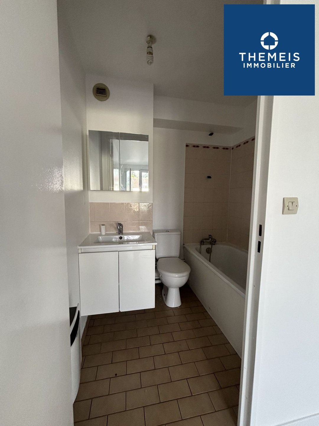 Appartement à louer, 26m², Le Mesnil-Saint-Denis