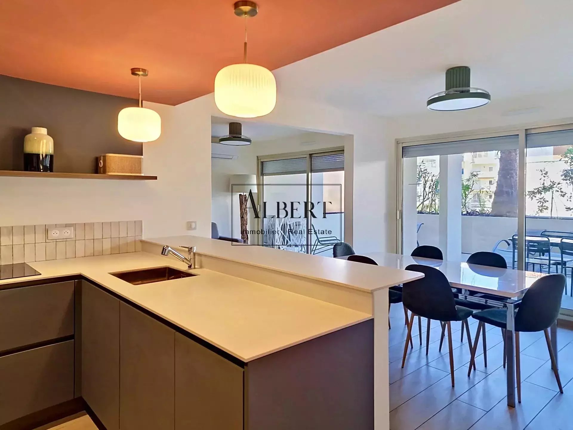 Appartement à vendre, 70m², Juan-les-Pins