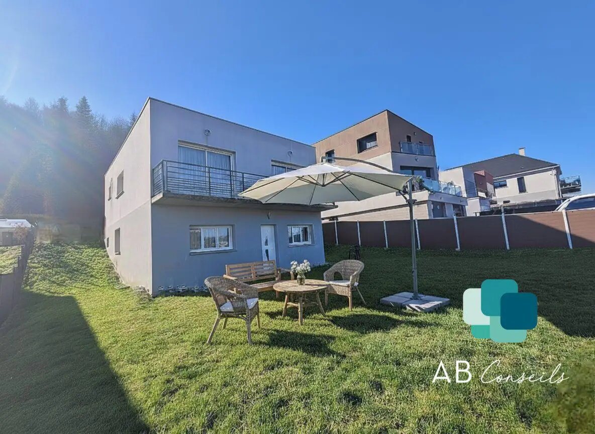 Maison à vendre, 138m², Saint-Léger-du-Bourg-Denis