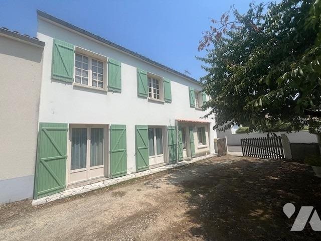 Maison à vendre, 134m², Benet