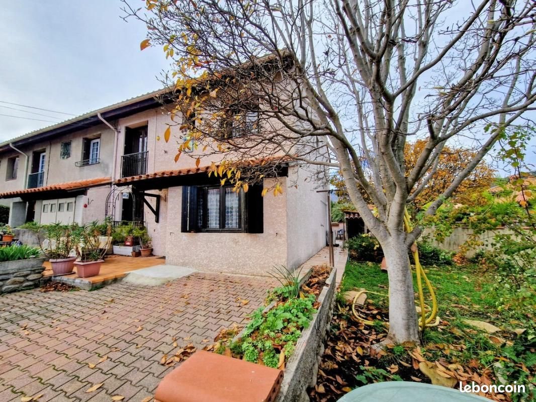 Maison à vendre, 99m², Prades
