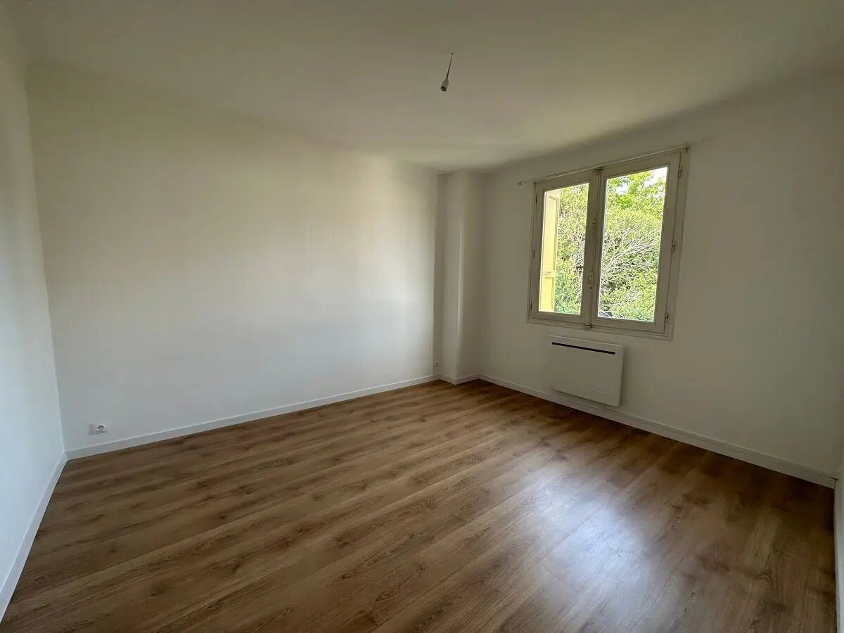 Appartement à louer, 78m², Prades