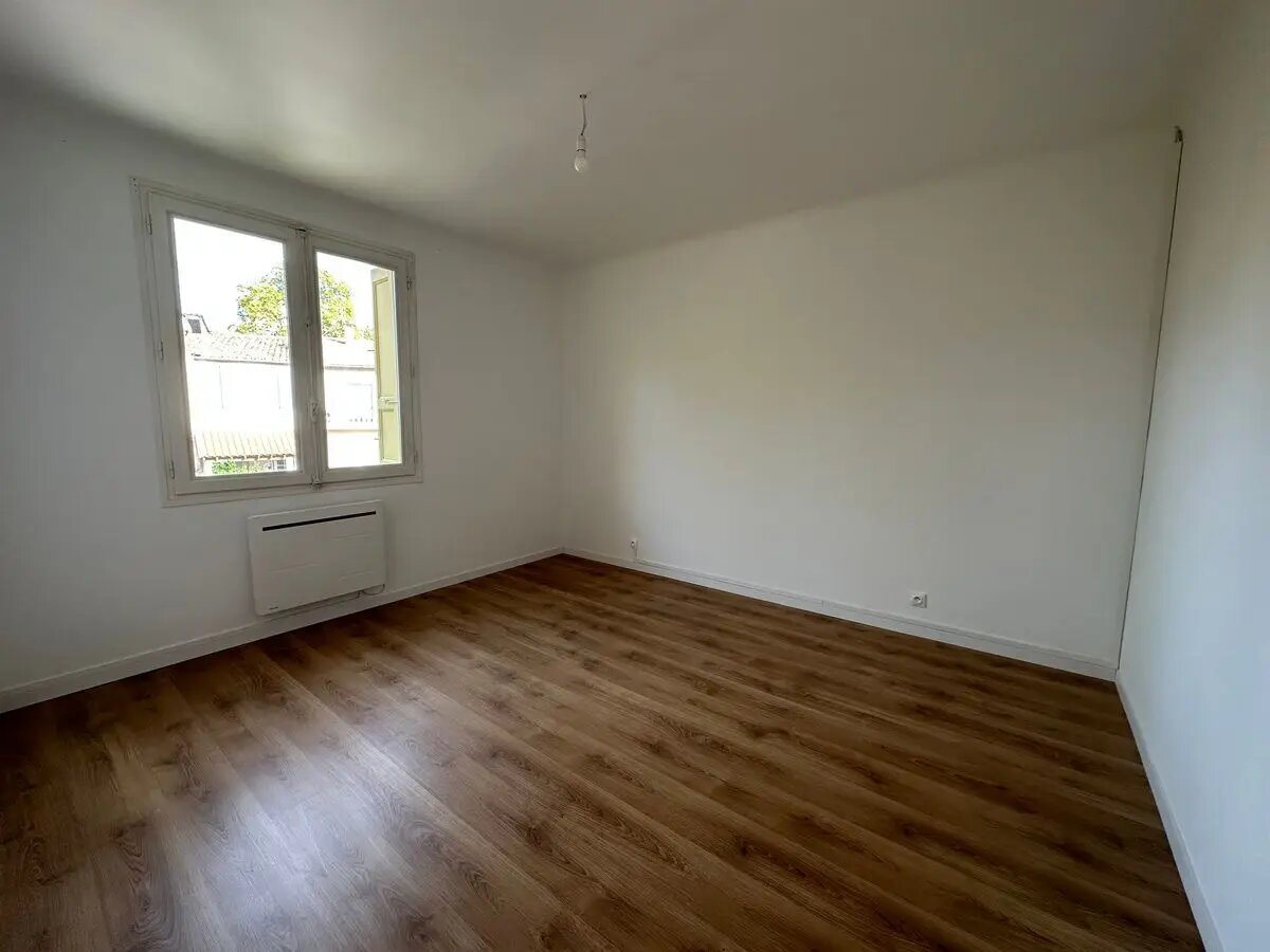 Appartement à louer, 78m², Prades