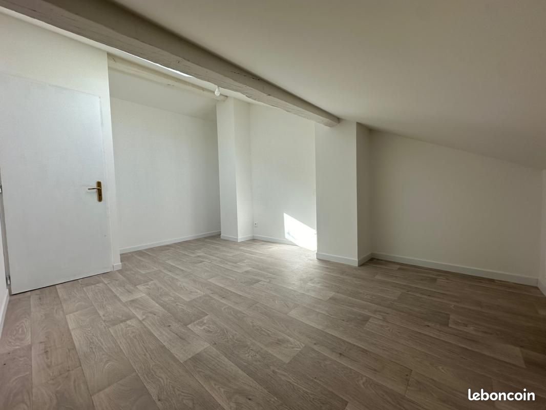 Appartement à louer, 51m², Prades