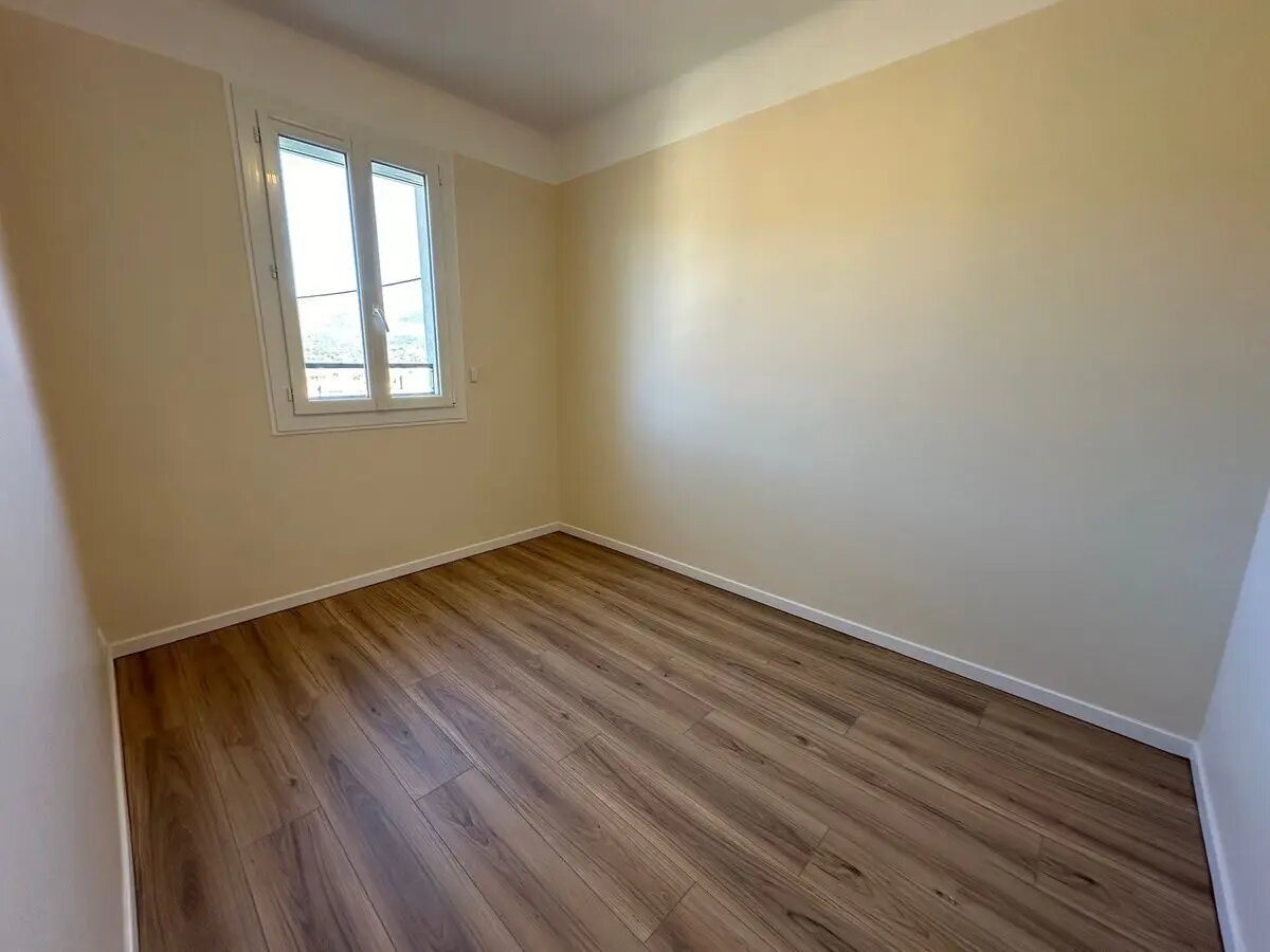 Appartement à louer, 77m², Prades