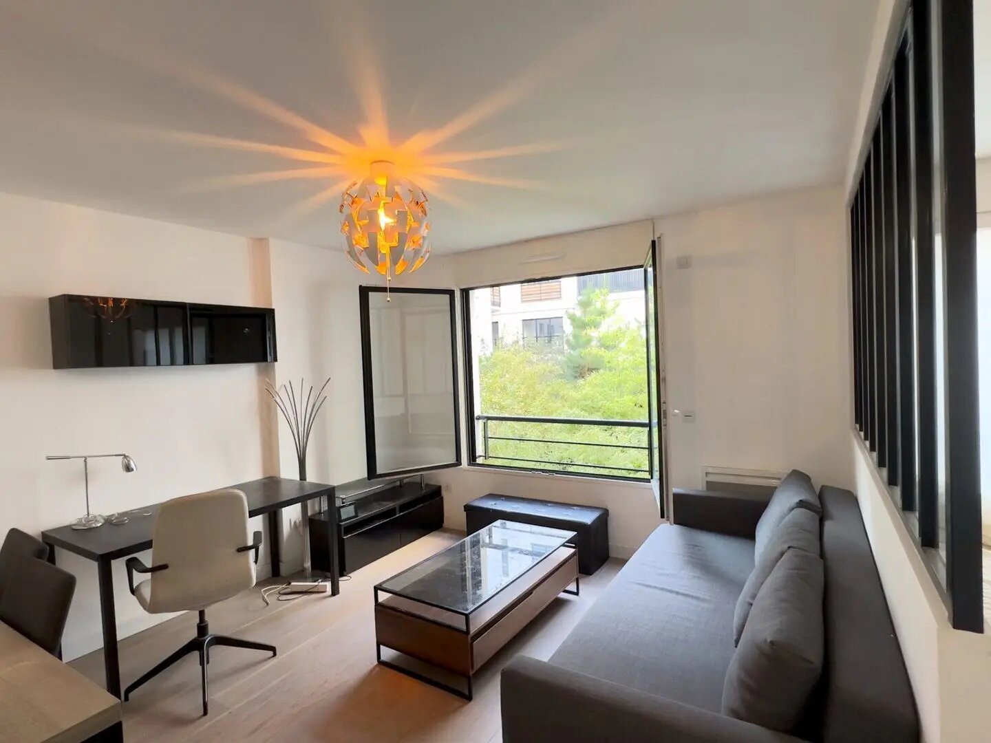 Appartement à louer, 37m², Suresnes