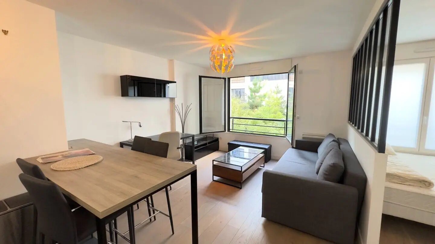 Appartement à louer, 37m², Suresnes
