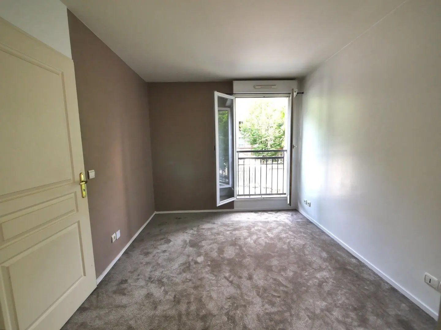 Appartement à louer, 40m², Suresnes