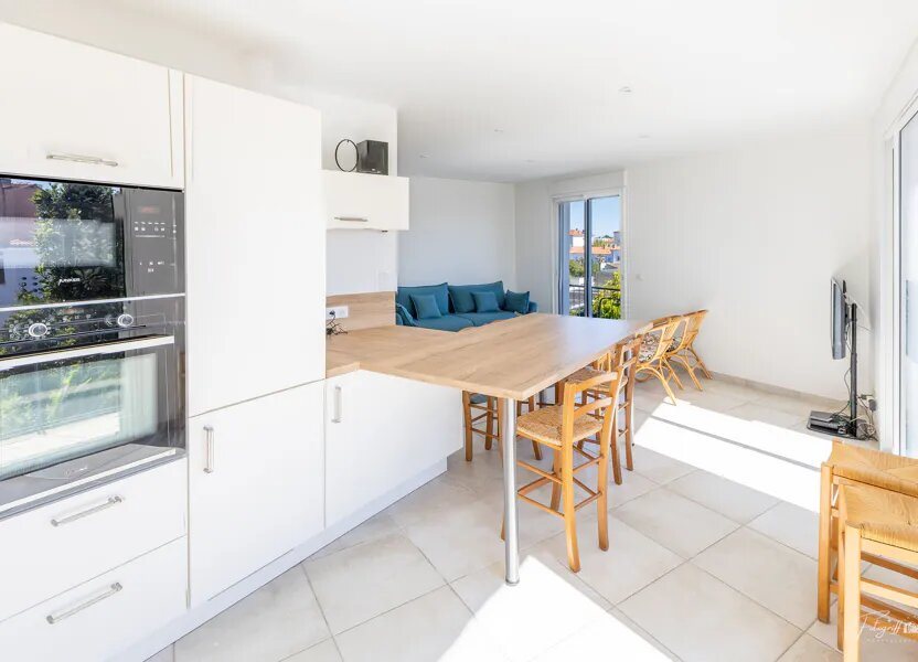 Appartement à vendre, 76m², Royan