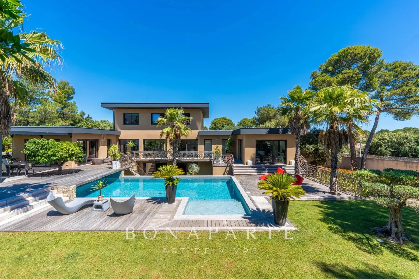Maison à vendre, 270m², Nîmes