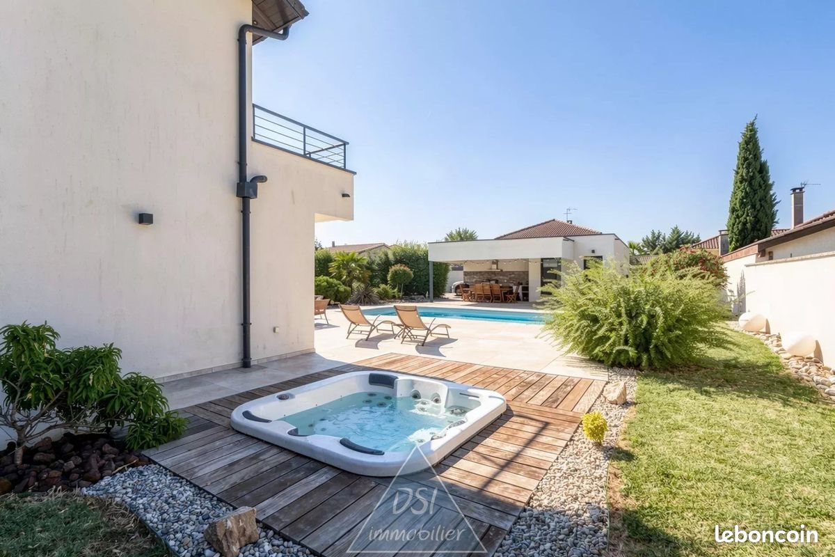 Maison à vendre, 208m², Dagneux